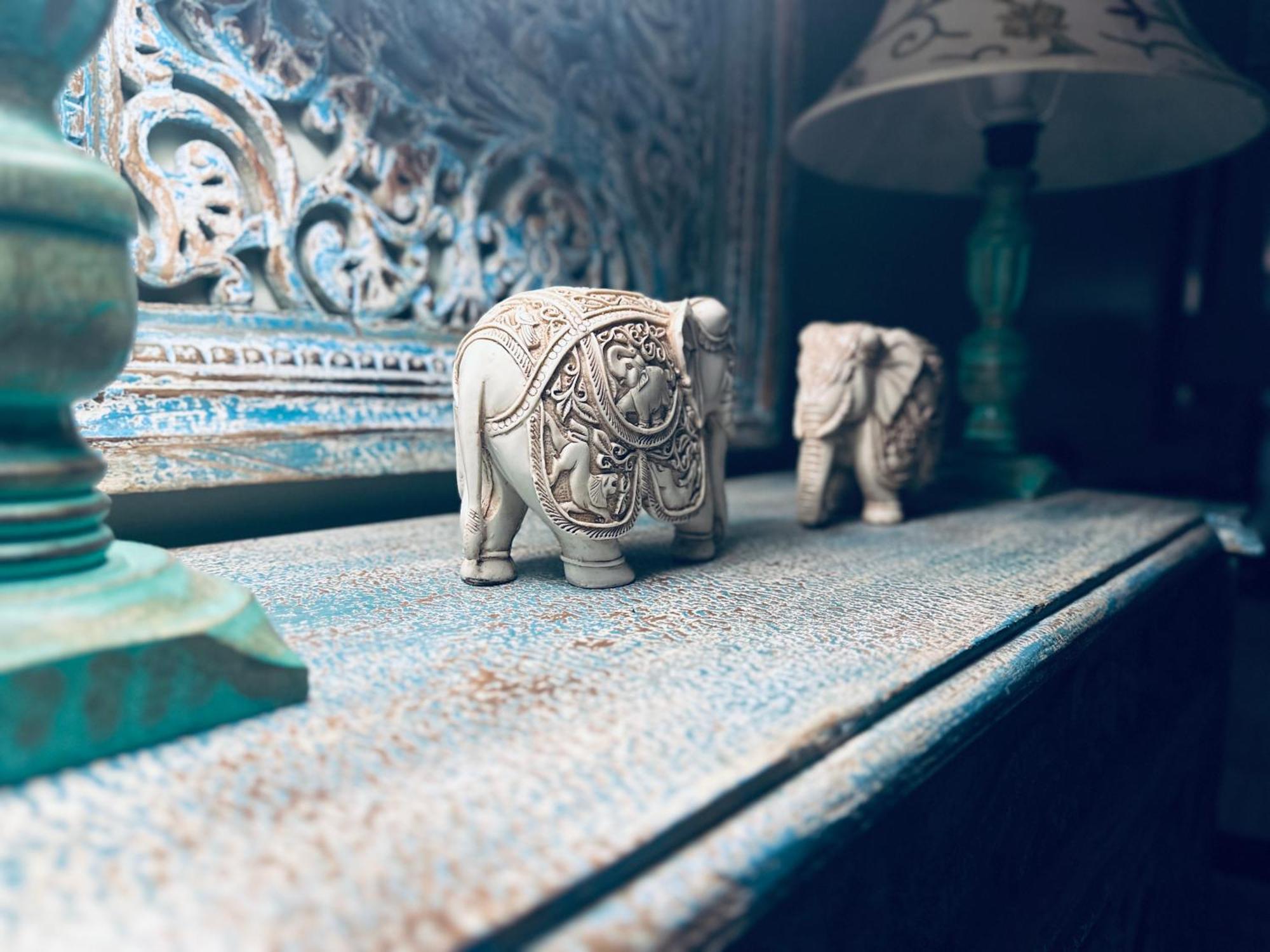 Vraj Vilas Vrindāvan Eksteriør billede